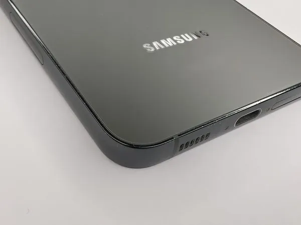 Samsung Galaxy S23+ corner close-up